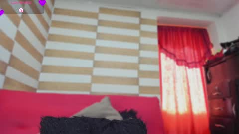 Snapshot of candy_browm1 chatting on March 2025 03:48:02 PM Candy Brown online show from March 2025 03:48:02 PM