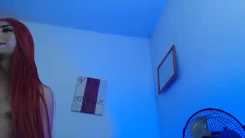Snapshot of candy_cumyy1 chatting on December 2024 03:32:02 PM candy_cumyy1 online show from December 2024 03:32:02 PM