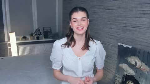 Flora online show from January 2025 07:32:01 PM