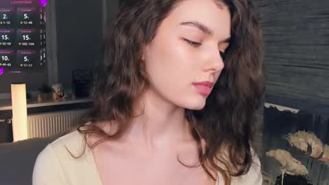 Flora online show from March 2025 11:07:01 PM