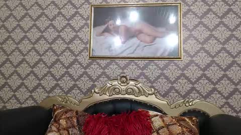 Snapshot of candy_hairy chatting on November 2025 03:21:02 AM candy online show from November 2025 03:21:02 AM