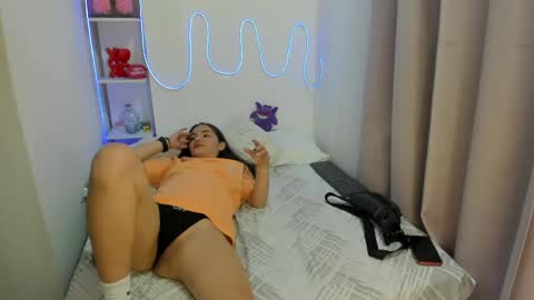 candy_kitty7343 online show from May 2026 02:51:02 AM