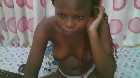 Snapshot of candy_lisah chatting on March 2026 02:28:02 AM Lisa online show from March 2026 02:28:02 AM