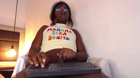 Snapshot of candy_lovee6 chatting on March 2025 07:51:02 AM CANDY LOVE DANNA online show from March 2025 07:51:02 AM