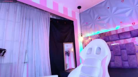 Ania online show from April 2026 11:09:01 AM