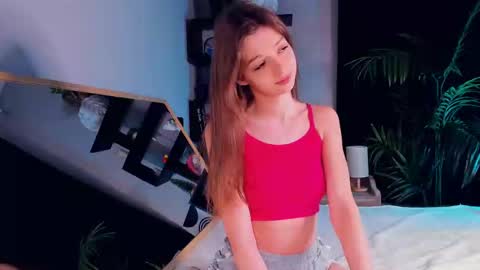 Sandy online show from February 2025 08:25:02 AM