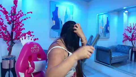 candy_stan online show from October 2025 11:55:02 AM