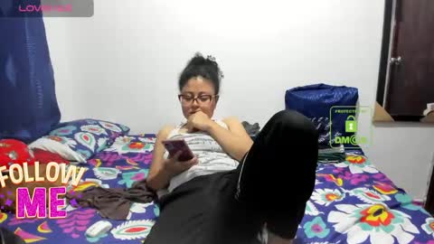 candy_val online show from April 2026 06:16:02 AM