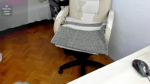 Ashley online show from March 2025 04:58:02 AM