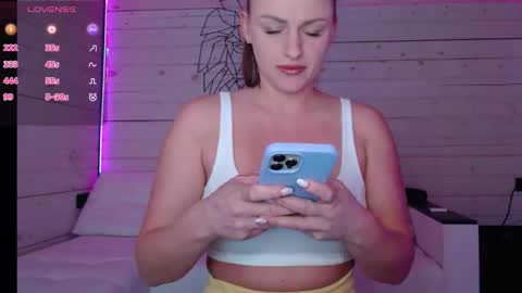 CandyBunie online show from February 2026 02:59:02 AM