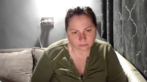 Laura online show from April 2026 02:27:02 AM