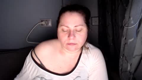 Laura online show from May 2026 03:29:02 PM