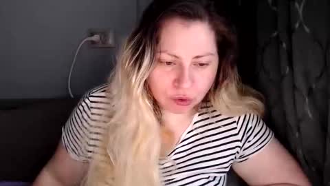 Laura online show from May 2026 07:03:01 AM