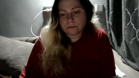 Laura online show from June 2026 09:06:01 PM