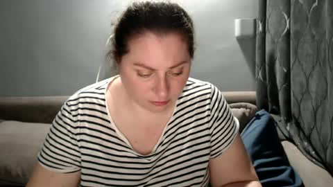 Laura online show from June 2026 10:01:01 PM