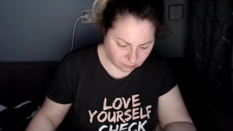 Snapshot of candycream74 chatting on June 2026 01:28:02 PM Laura online show from June 2026 01:28:02 PM