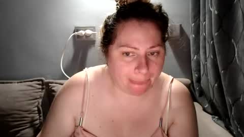 Snapshot of candycream74 chatting on July 2026 05:53:01 PM Laura online show from July 2026 05:53:01 PM