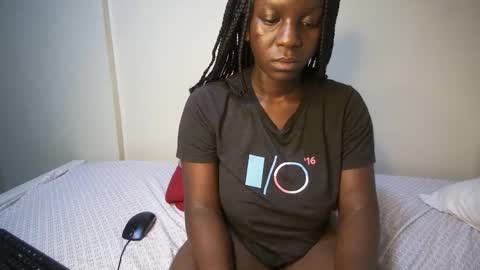 candycurly_ online show from October 2025 02:53:02 AM