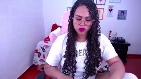 Snapshot of candyhot_sex chatting on February 2026 05:11:02 AM Karen online show from February 2026 05:11:02 AM