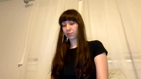 Snapshot of candykitty221 chatting on February 2026 07:39:02 AM Candy online show from February 2026 07:39:02 AM