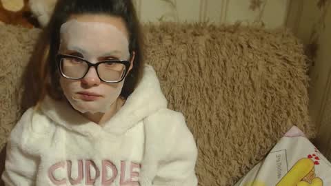 Snapshot of candylady13 chatting on January 2025 08:56:01 PM say meow and send tips online show from January 2025 08:56:01 PM