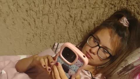 Snapshot of candylady13 chatting on September 2025 07:58:02 PM say meow and send tips online show from September 2025 07:58:02 PM