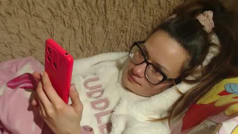 say meow and send tip  online show from January 2025 07:07:01 PM