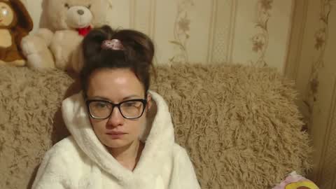 say meow and send tip  online show from February 2025 11:43:02 AM