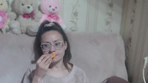 say meow and send tip  online show from April 2026 10:47:02 AM