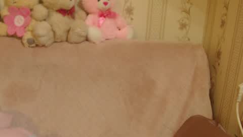 say meow and send tip  online show from April 2026 04:56:02 PM