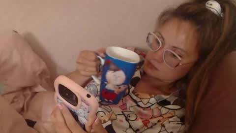 Snapshot of candylady136 chatting on June 2026 03:04:02 PM say meow and send tip online show from June 2026 03:04:02 PM