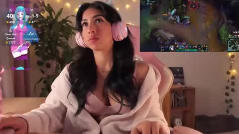 Snapshot of candylaw chatting on March 2025 08:54:02 AM PrincessLau online show from March 2025 08:54:02 AM