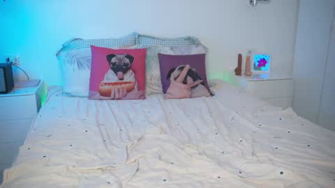 FANSLY  -    online show from May 2026 05:12:02 AM