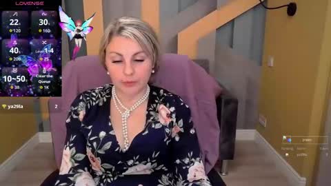 CandyLons online show from October 2025 07:32:01 AM