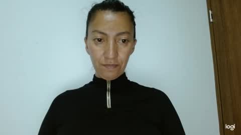 Snapshot of candymilfff chatting on November 2025 10:43:02 PM candymilfff online show from November 2025 10:43:02 PM