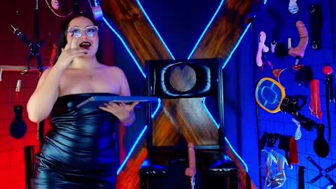 candyqueen_bdsm_ online show from February 2026 04:06:02 AM