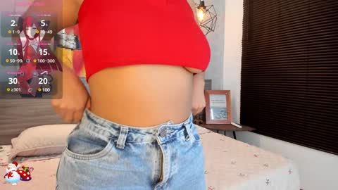 Snapshot of candys_victoria chatting on December 2024 02:49:02 AM Candys Victoria online show from December 2024 02:49:02 AM