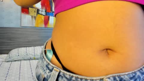 Snapshot of candys_victoria chatting on December 2024 03:31:02 AM Candys Victoria online show from December 2024 03:31:02 AM