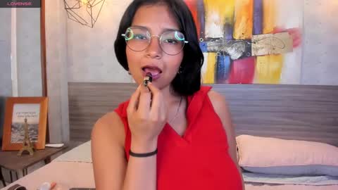 Snapshot of candys_victoria chatting on February 2025 06:04:01 AM Candys Victoria online show from February 2025 06:04:01 AM