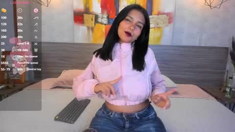 Snapshot of candys_victoria chatting on February 2025 03:21:02 AM Candys Victoria online show from February 2025 03:21:02 AM