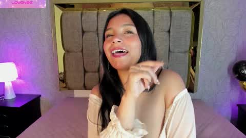 Snapshot of candys_victoria chatting on October 2025 05:32:01 AM Candys Victoria online show from October 2025 05:32:01 AM