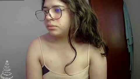 Snapshot of candysex696 chatting on December 2024 12:58:01 PM IsabellaSex online show from December 2024 12:58:01 PM