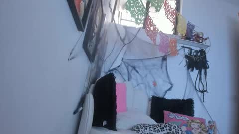 Snapshot of candytyler_ chatting on October 2025 04:06:02 PM candytyler_ online show from October 2025 04:06:02 PM