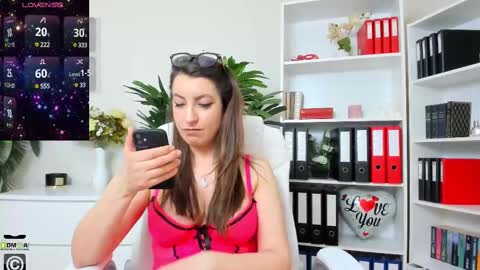 Candy  My pleasure its in  your hands online show from February 2025 01:52:02 PM