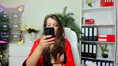 Snapshot of candywesst chatting on July 2026 04:43:02 AM Candy My pleasure its in your hands online show from July 2026 04:43:02 AM