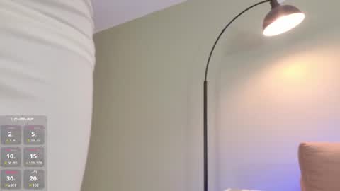 Isabella online show from July 2026 02:01:01 PM