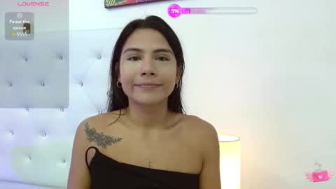 canela_swt online show from December 2025 01:08:01 PM