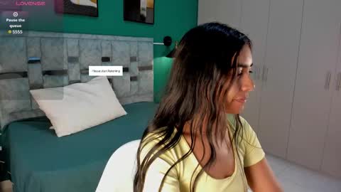 canelaa sweett online show from March 2026 12:31:01 PM