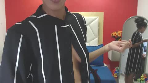 Canela online show from October 2025 03:01:01 PM