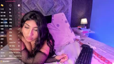 GABRIELA LOPEZ online show from December 2024 01:15:02 AM